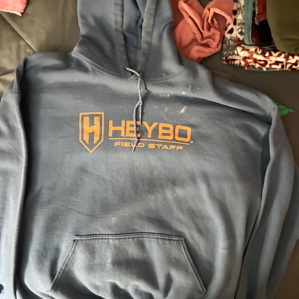 Pullover with front pocket